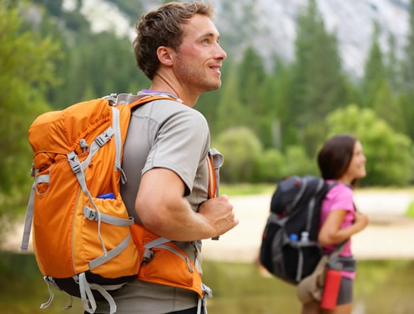 Какой материал лучше для рюкзака или сумки: полиэстер против нейлона