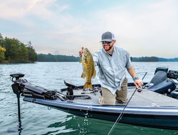 В чем разница между эхолотом и картплоттером