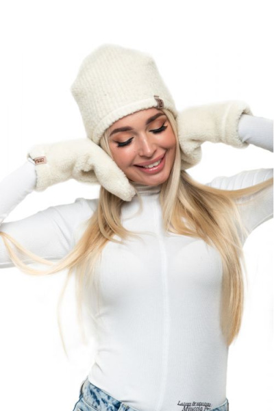 Шапка Букле цвет ваниль размер 54-58 Шапка Букле цвет ваниль размер 54-58