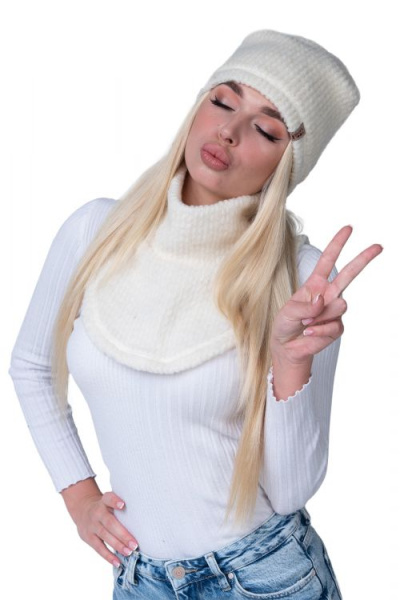 Шапка Букле цвет ваниль размер 54-58 Шапка Букле цвет ваниль размер 54-58