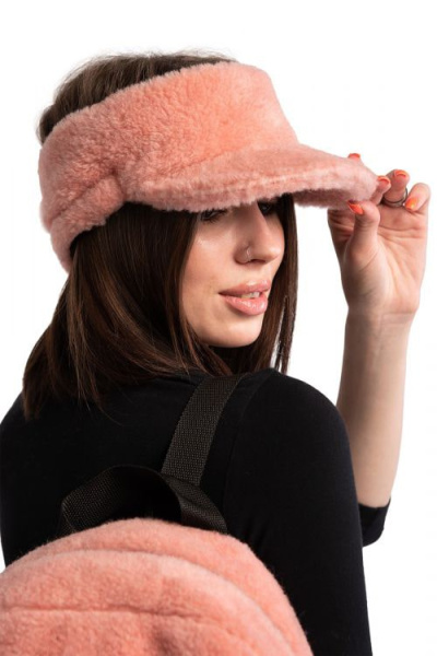 Меховая полукепка NEW унисекс цвет лосось размер 54-58